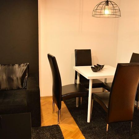 Naumovski Apartments Скопье Экстерьер фото